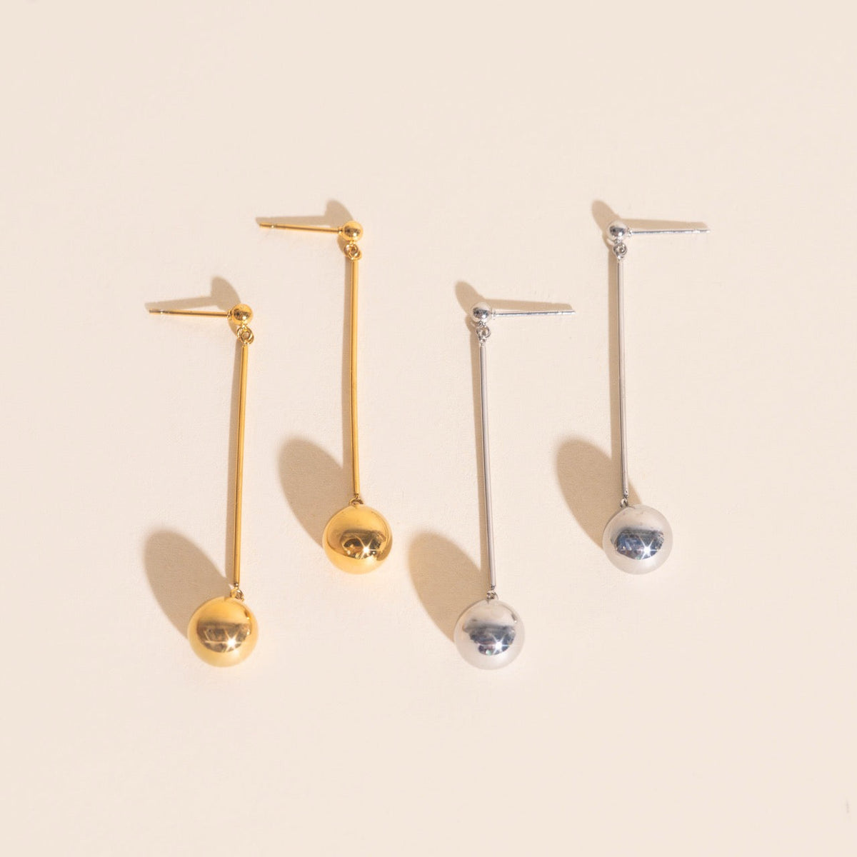 Ball Hammered Bar Stud Earrings