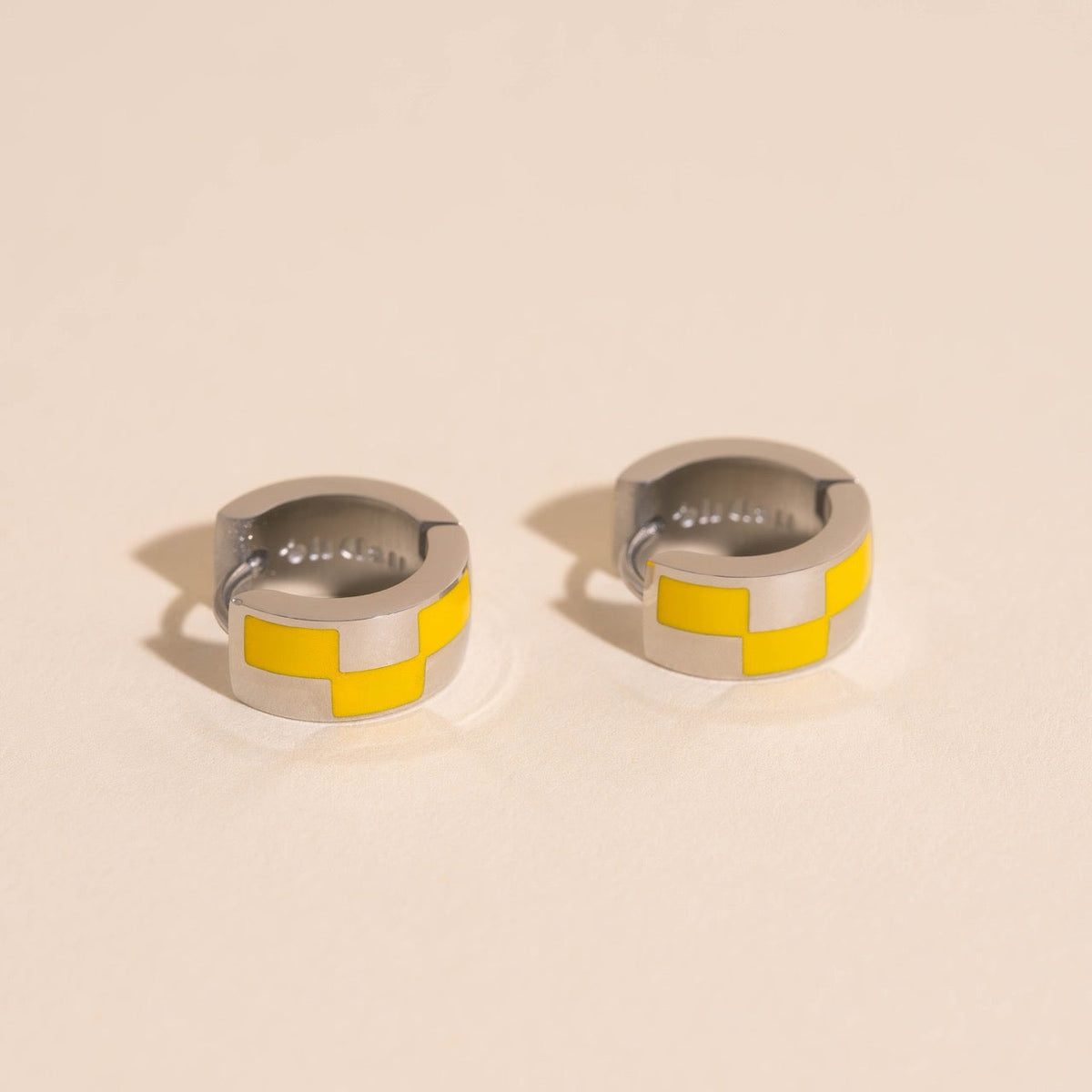 9mm Block Checkered Super Chunky Huggie Hoop Earrings
